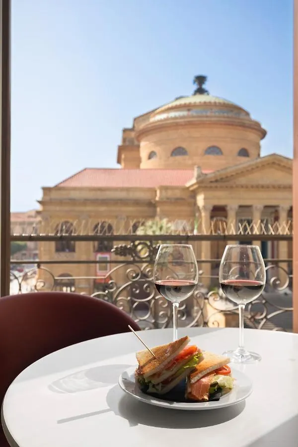 Palazzo Sovrana Serviced Luxury Apartments Palermo 4*,  Italy