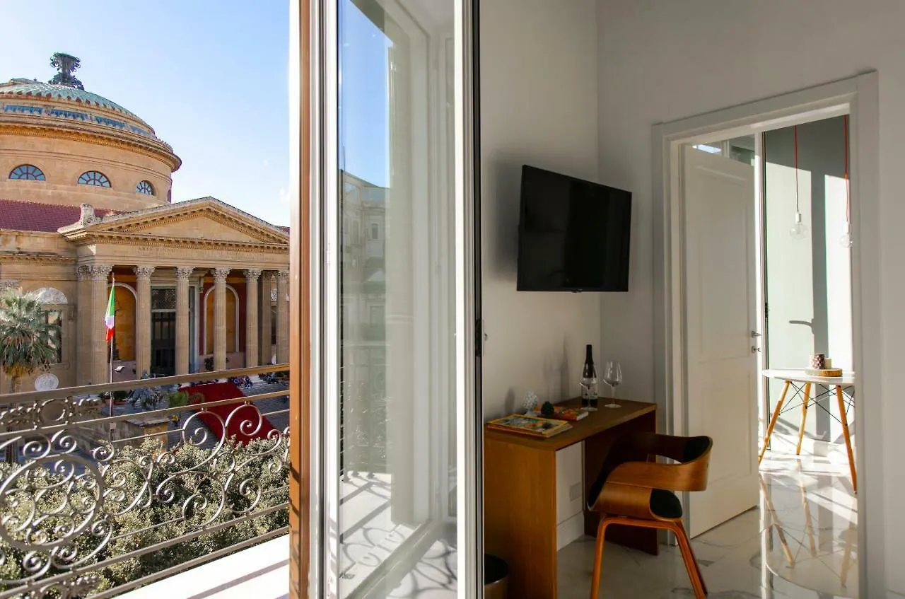 Palazzo Sovrana Serviced Luxury Apartments Palermo Italy